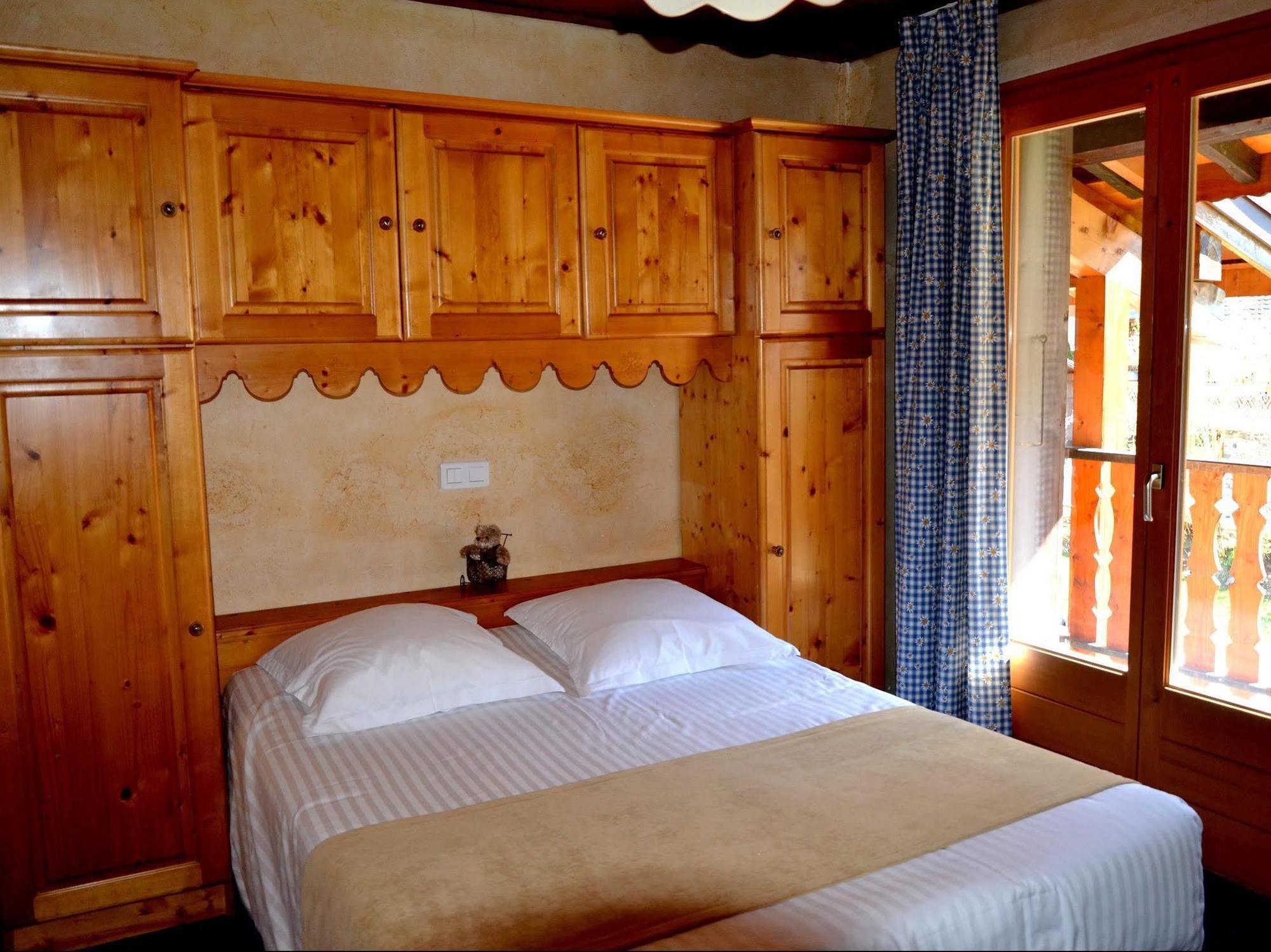 Hotel Les Bruyeres Morzine Exteriör bild