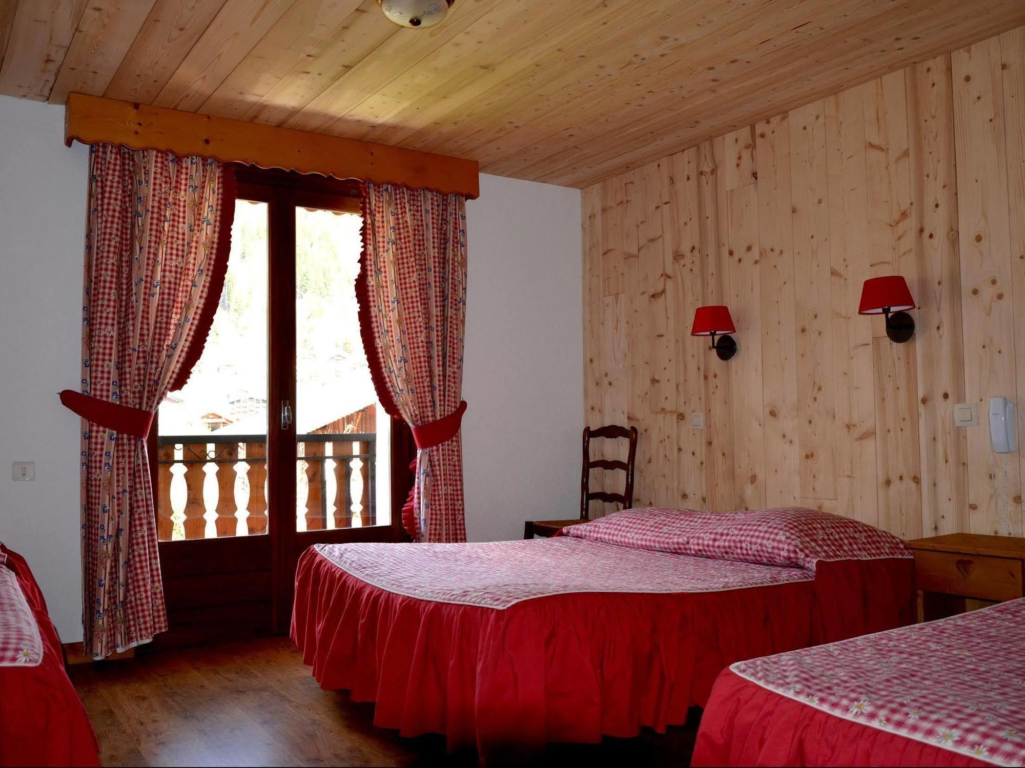 Hotel Les Bruyeres Morzine Exteriör bild